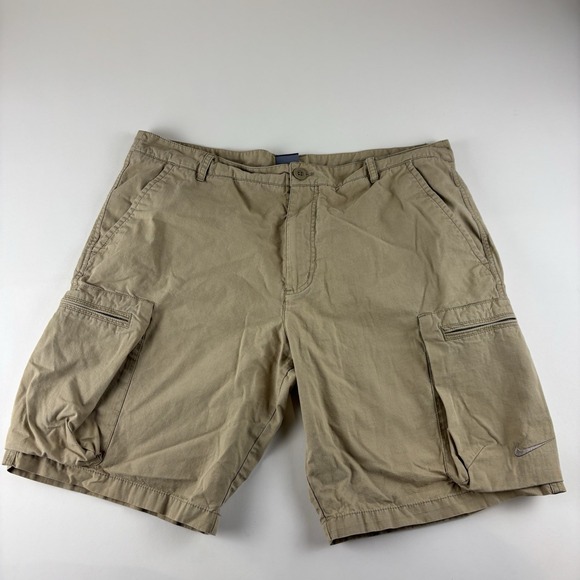 Vintage Y2K Nike Cargo Utility Shorts‎ Mens 38 Khaki Brown Dad Outdoors - Picture 1 of 9